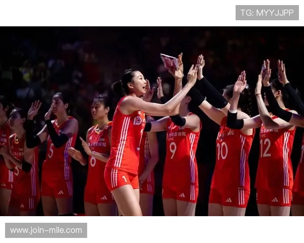 震撼!中国女排力克世界冠军成功晋级决赛,夺金希望大增 震撼!中国女排力克世界冠军成功晋级决赛,夺金希望大增